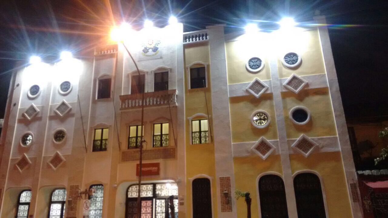 Trasmontano Fachada