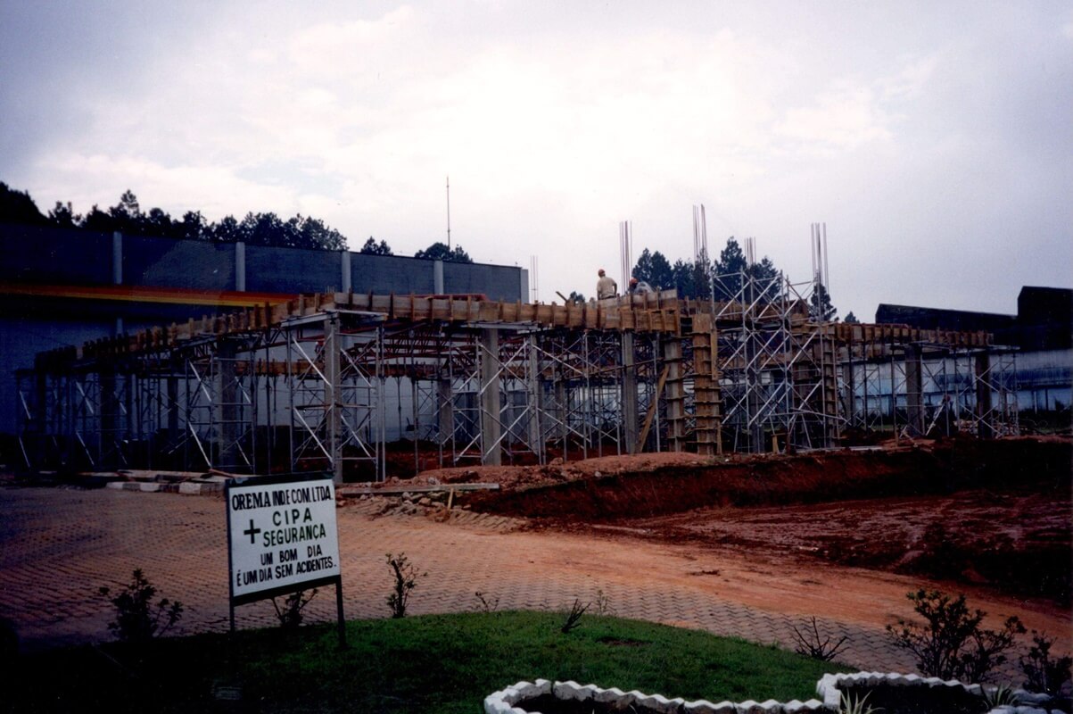 Orema (02 Lojas)